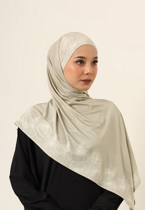 Hanna Hijab Pashmina Tencel Navier Flower Print C130224